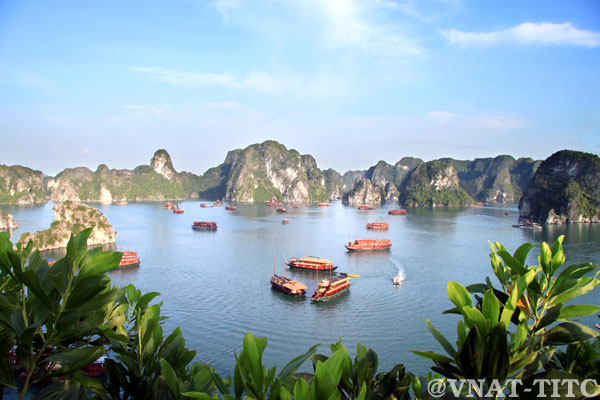 Publication officielle de la baie de ha long en tant que nouvelle merveille du monde